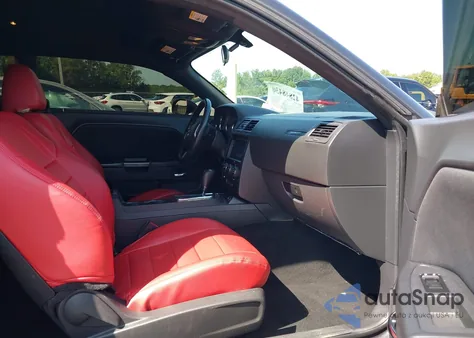 2013 Dodge Challenger Sxt z USA, uszkodzony, nr VIN 2C3CDYAG2DH582300